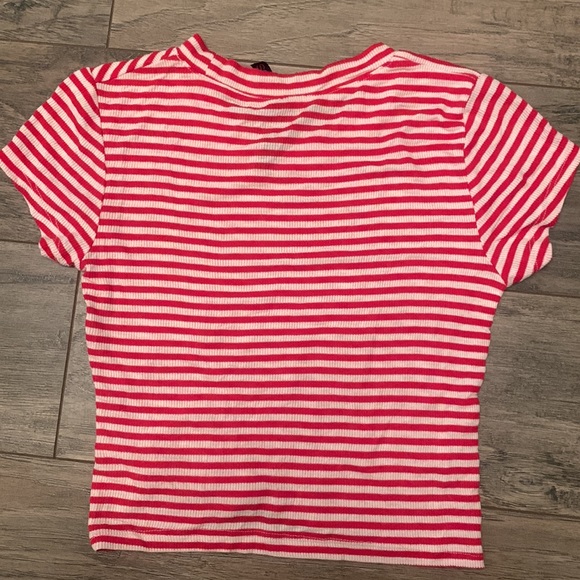 Urban Kids Red and White stripped crop top with crossing at the bottom - Picture 2 of 3